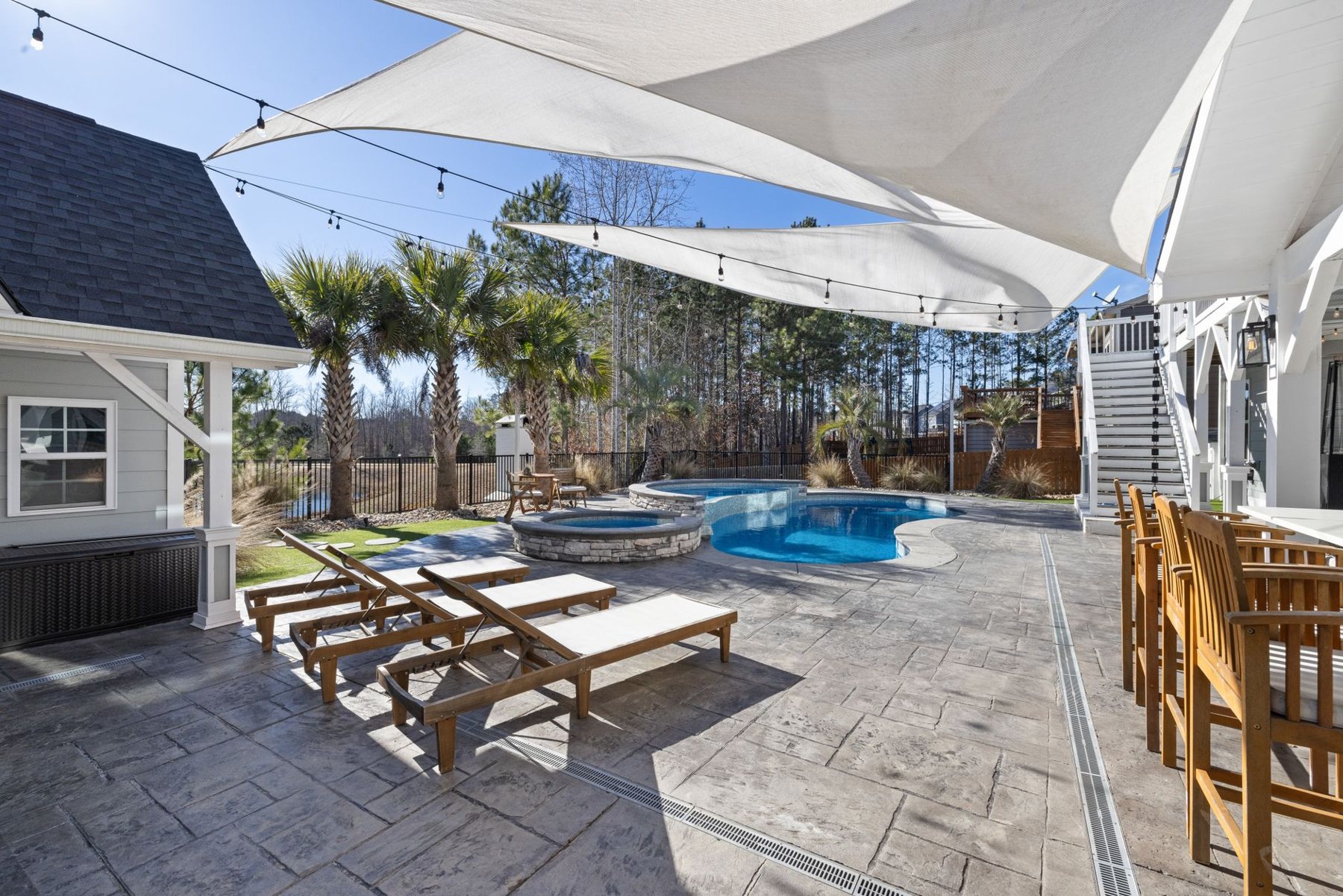 Outdoor living & fire features in Avondale, AZ